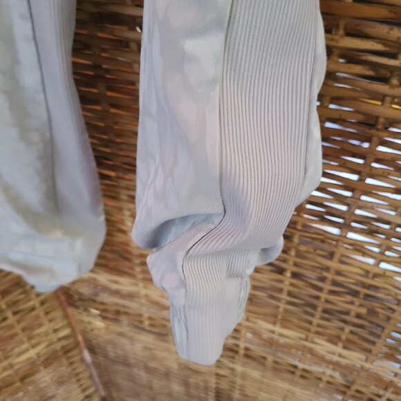 Athleta Brooklyn Lined Textured Jogger 8Tall 8T Light Gray Print Pockets - Picture 3 of 8